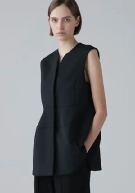 美品●アドーアADOREスキューバジャージージレベスト￥52800ルフィルhlm