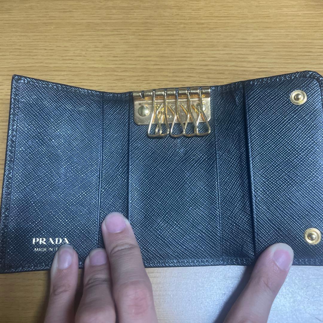 PRADA サフィアーノレザー キーケース ブラック プラダ