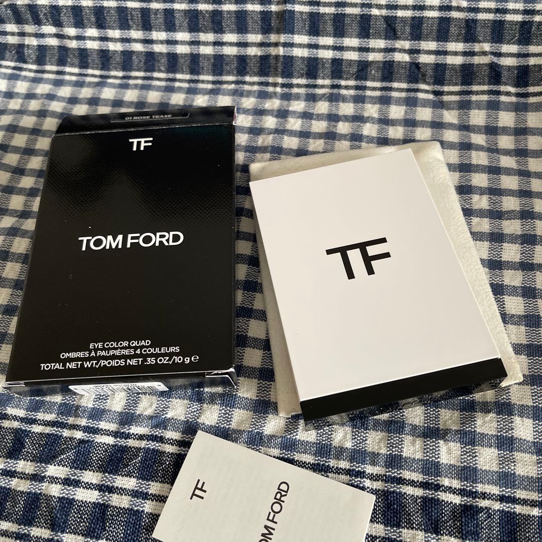 TOM FORD アイカラークワッド 01R ローズティーズ