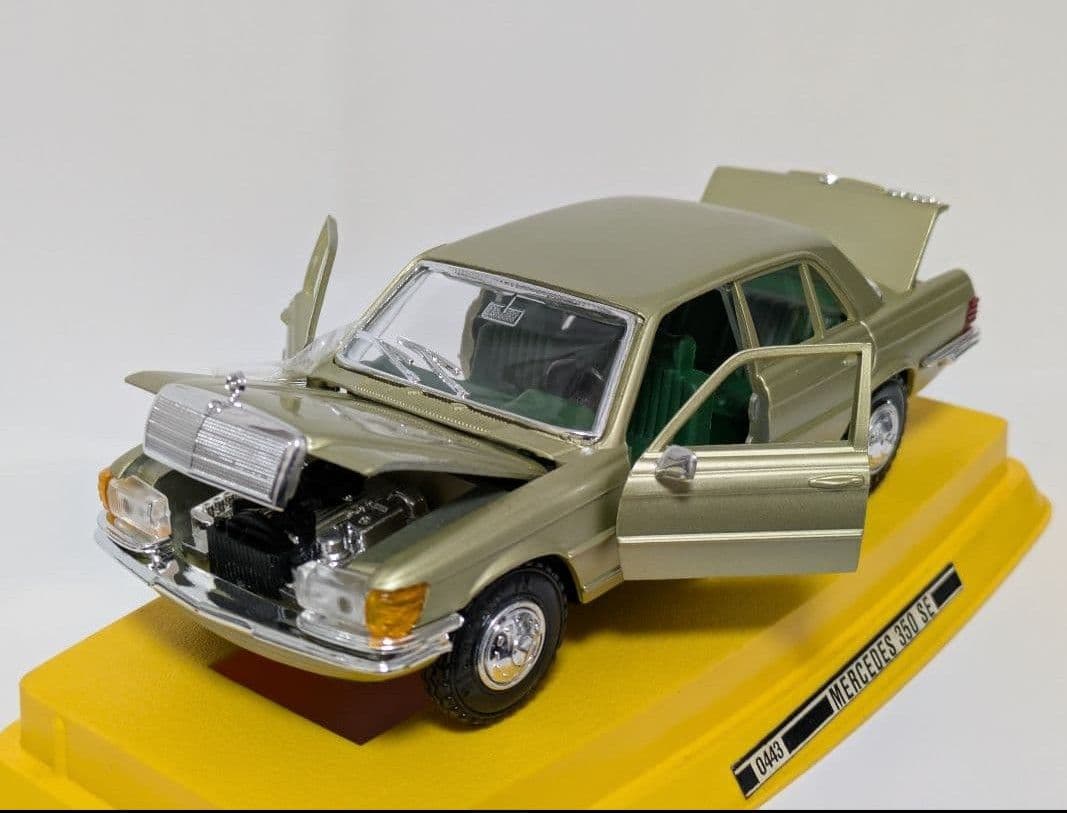 ゆーゆー無言取引OK GAMA ベンツ 350SE + コーギー ルノー