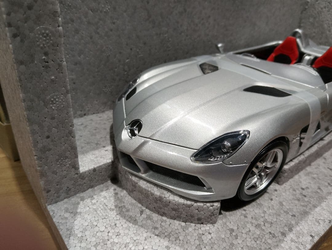 専用　1/18 メルセデスベンツ　SLRマクラーレン　スターリングモス　ミニカー