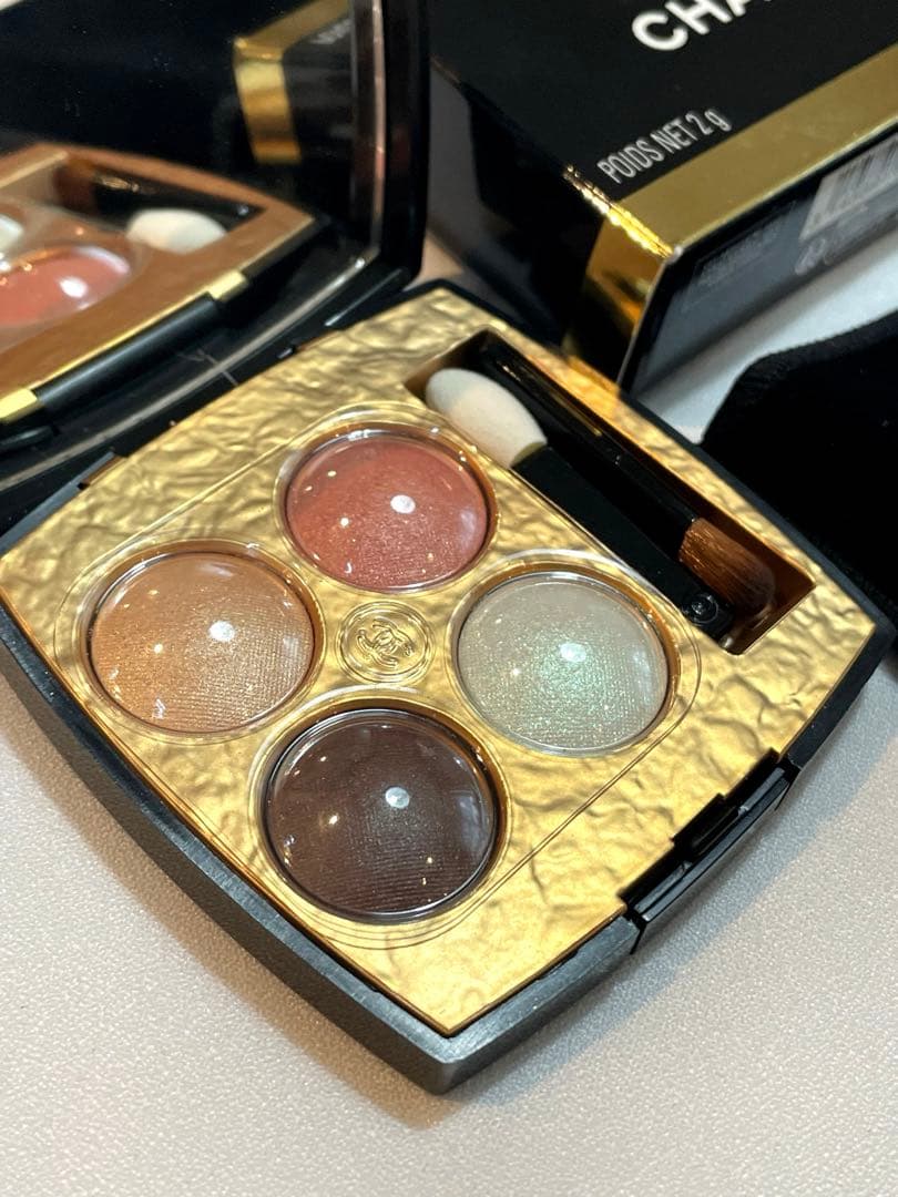 CHANEL LES 4 OMBRES 318 パリュールヴェニティエンヌ