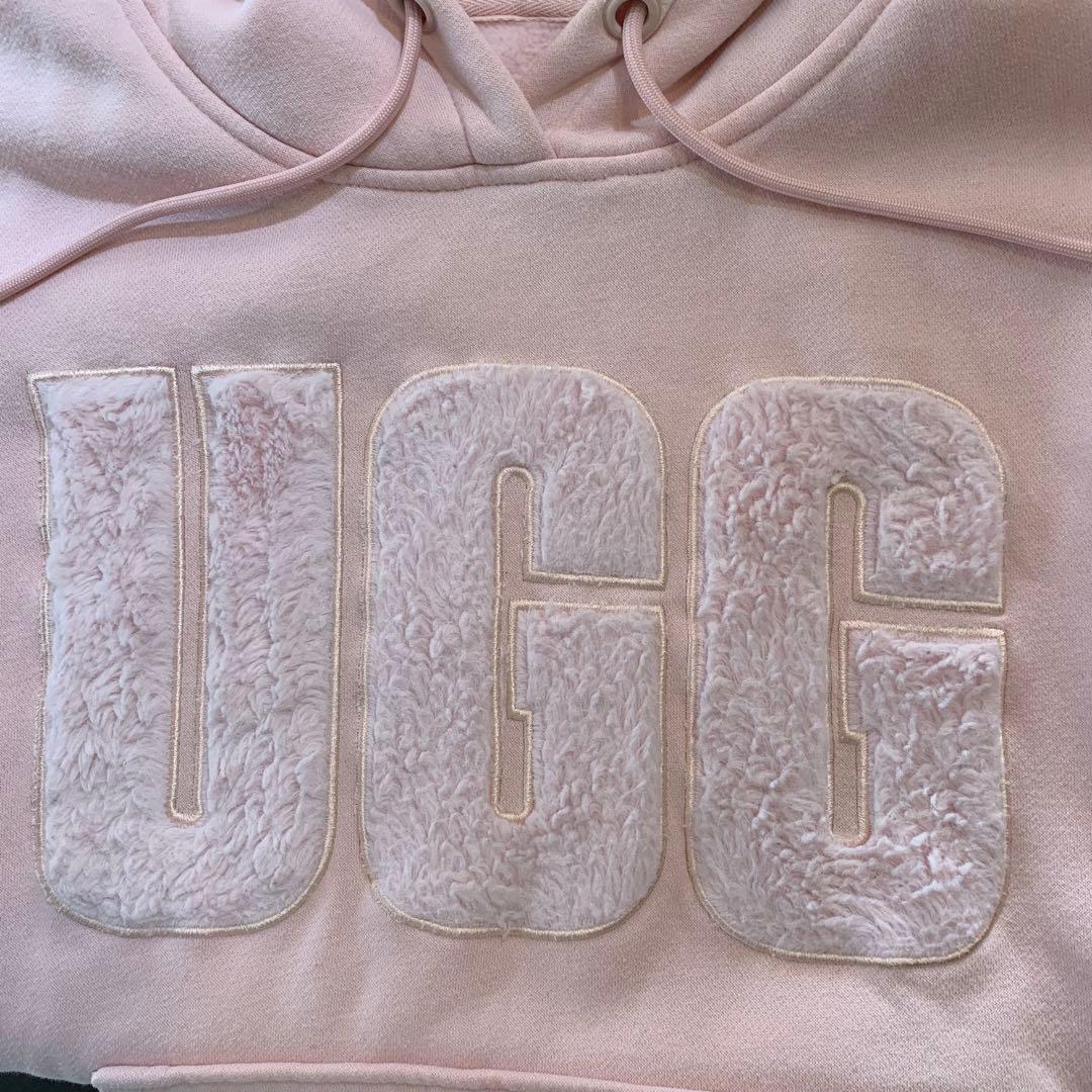 か 　UGG WOMENS REY FUZZY フーディー　サイズXS