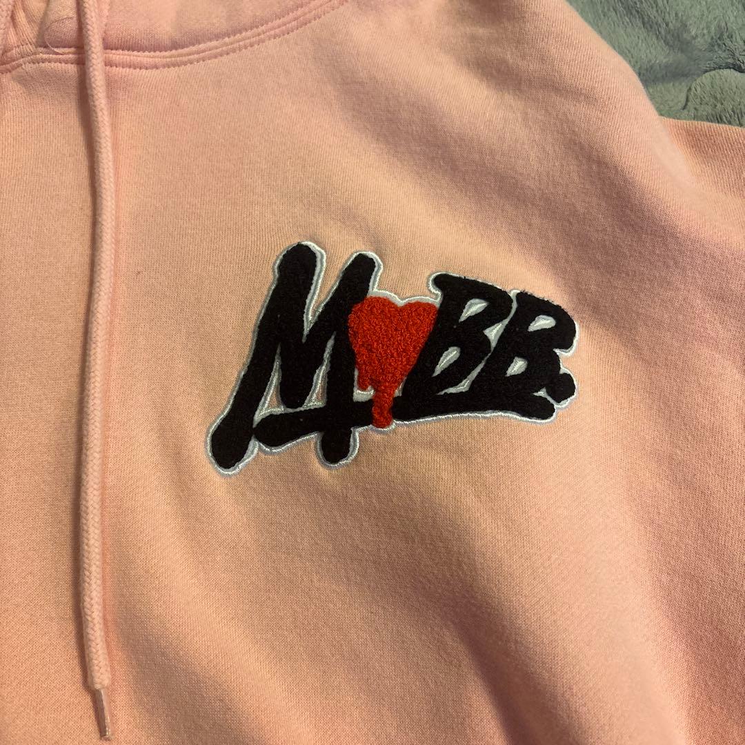ほんとの最終値下げ⭕️ MOBB ピンクパーカー