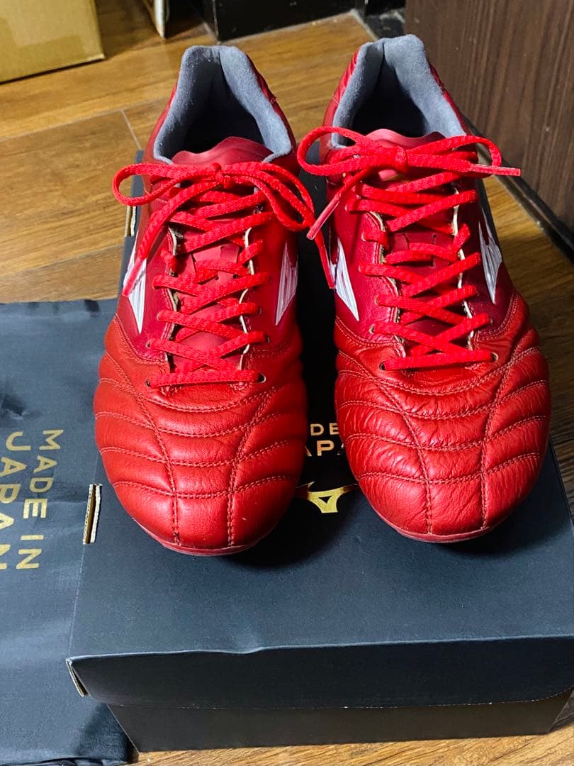 ミズノネオ3レッド サッカーシューズ