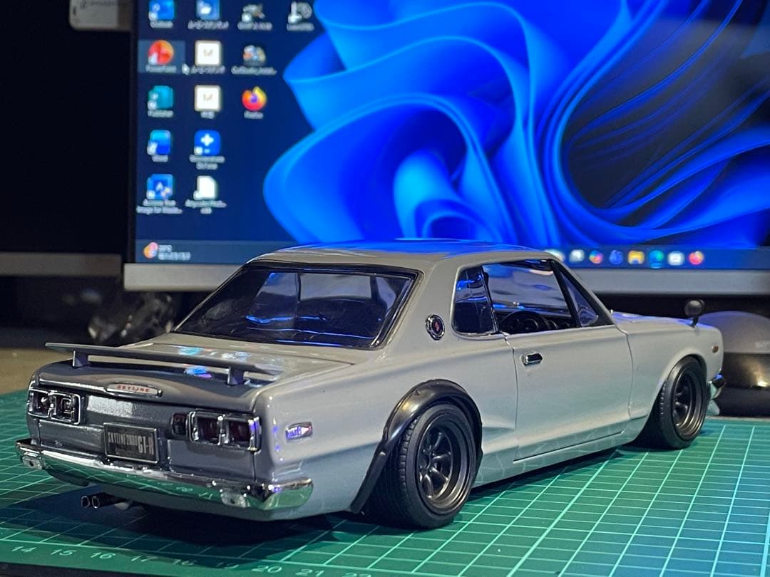 ゆ*ん様 Skyline GT-R ハコスカミニカー 1/18