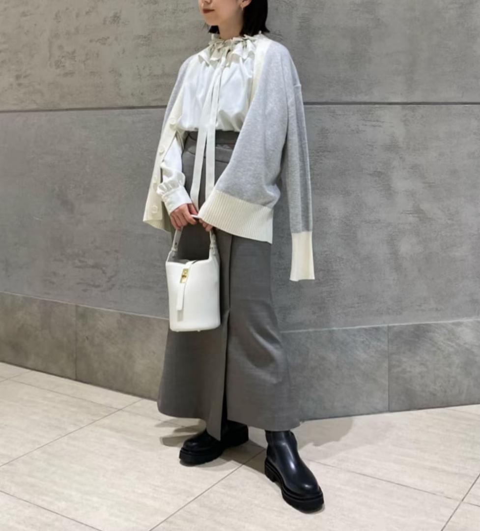 美品 イウエンマトフ 1,8万円 フリルカラーブラウス ボウタイブラウス 498