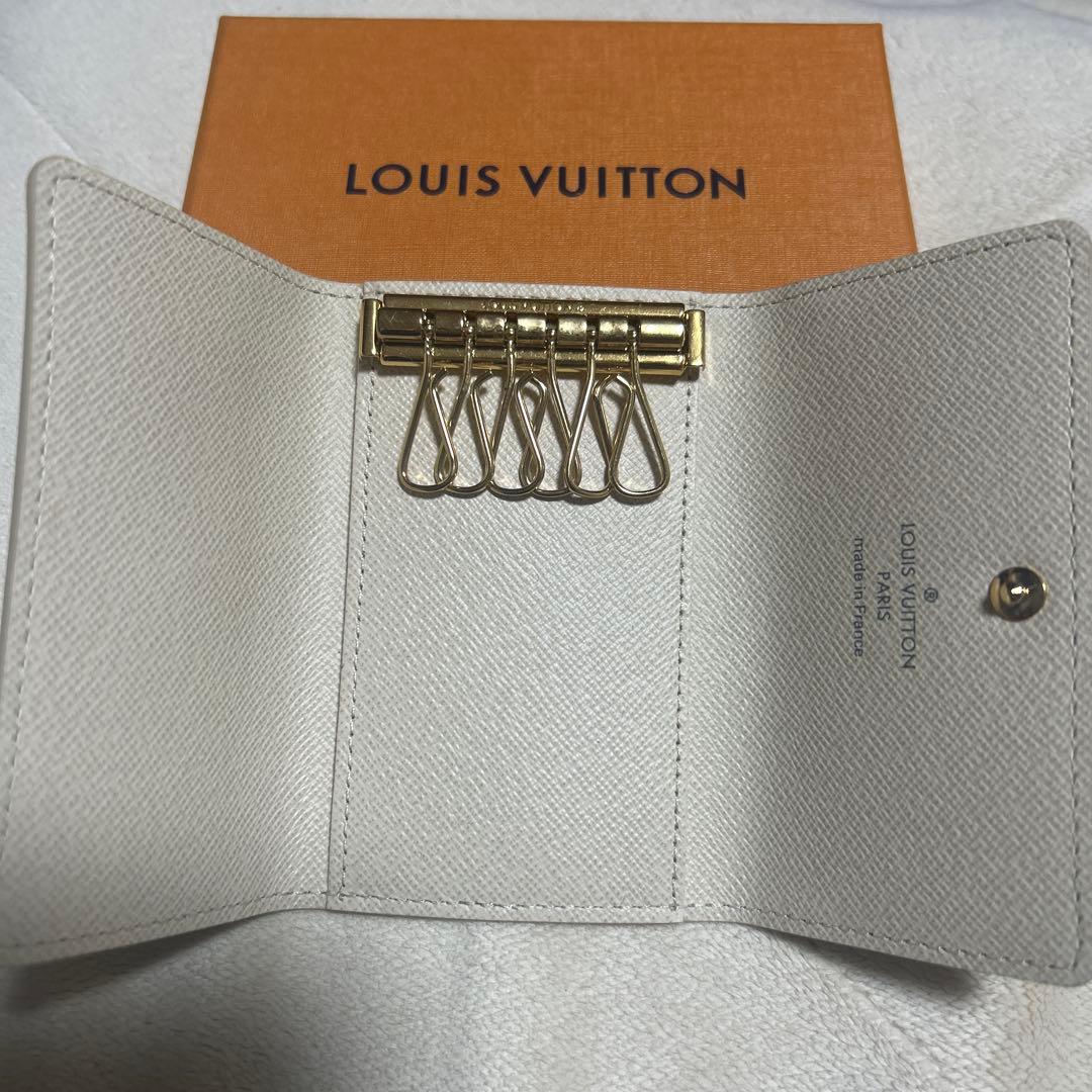 LOUIS VUITTON ダミエ・グラフィット キーケース