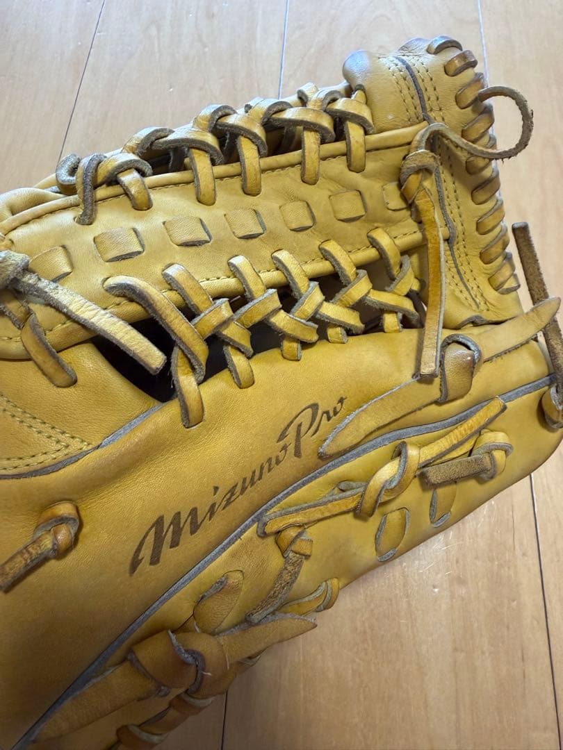 @*u様 Mizuno Pro 軟式 外野手用 グローブ 右 イエロー