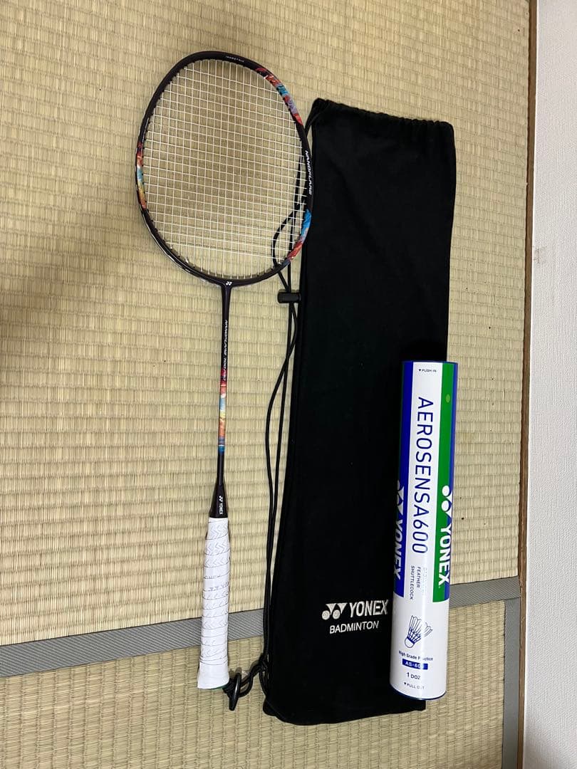 Nanoflare 700 Pro バドミントンラケット