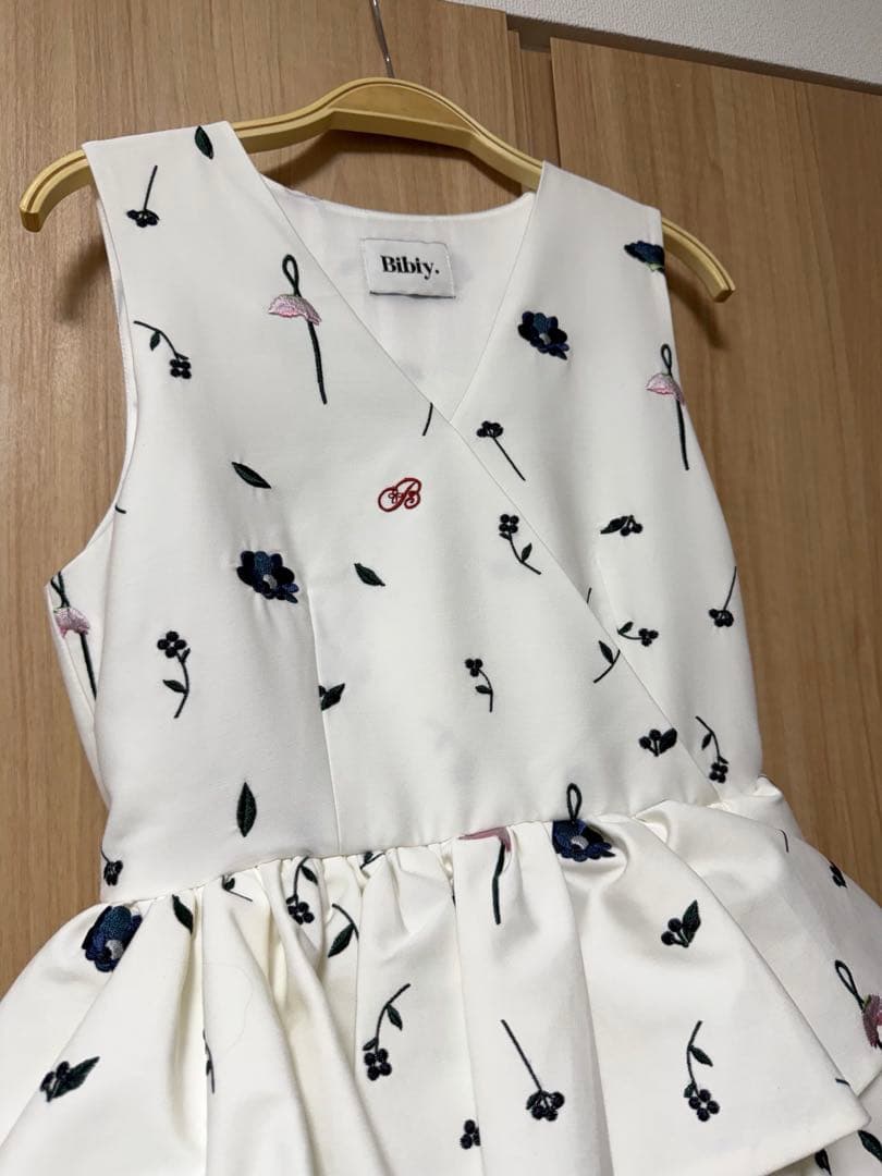 Bibiy. B.BLOOMY DRESS 新品未使用