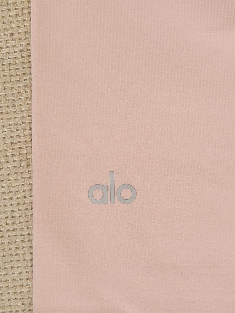 【未使用タグ付き】Alo yoga アローヨガ レギンス ヨガパンツ ピンク
