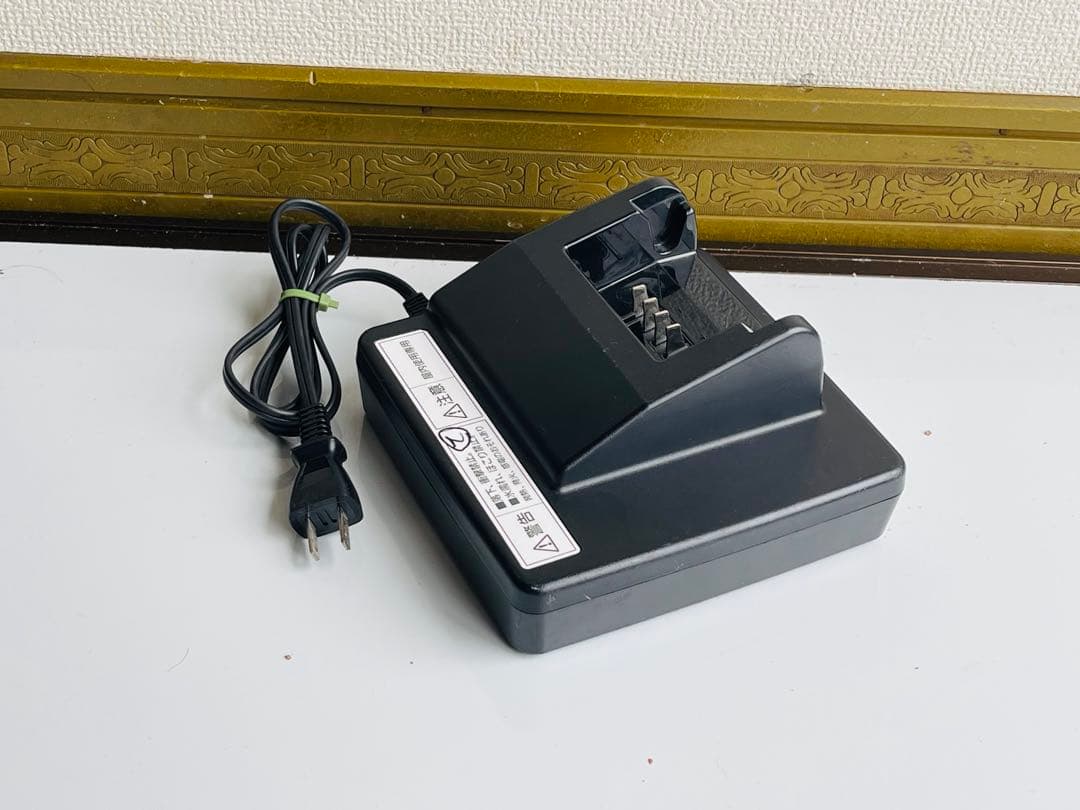 Panasonic NKJ075Z1電動自転車用 充電器 黒