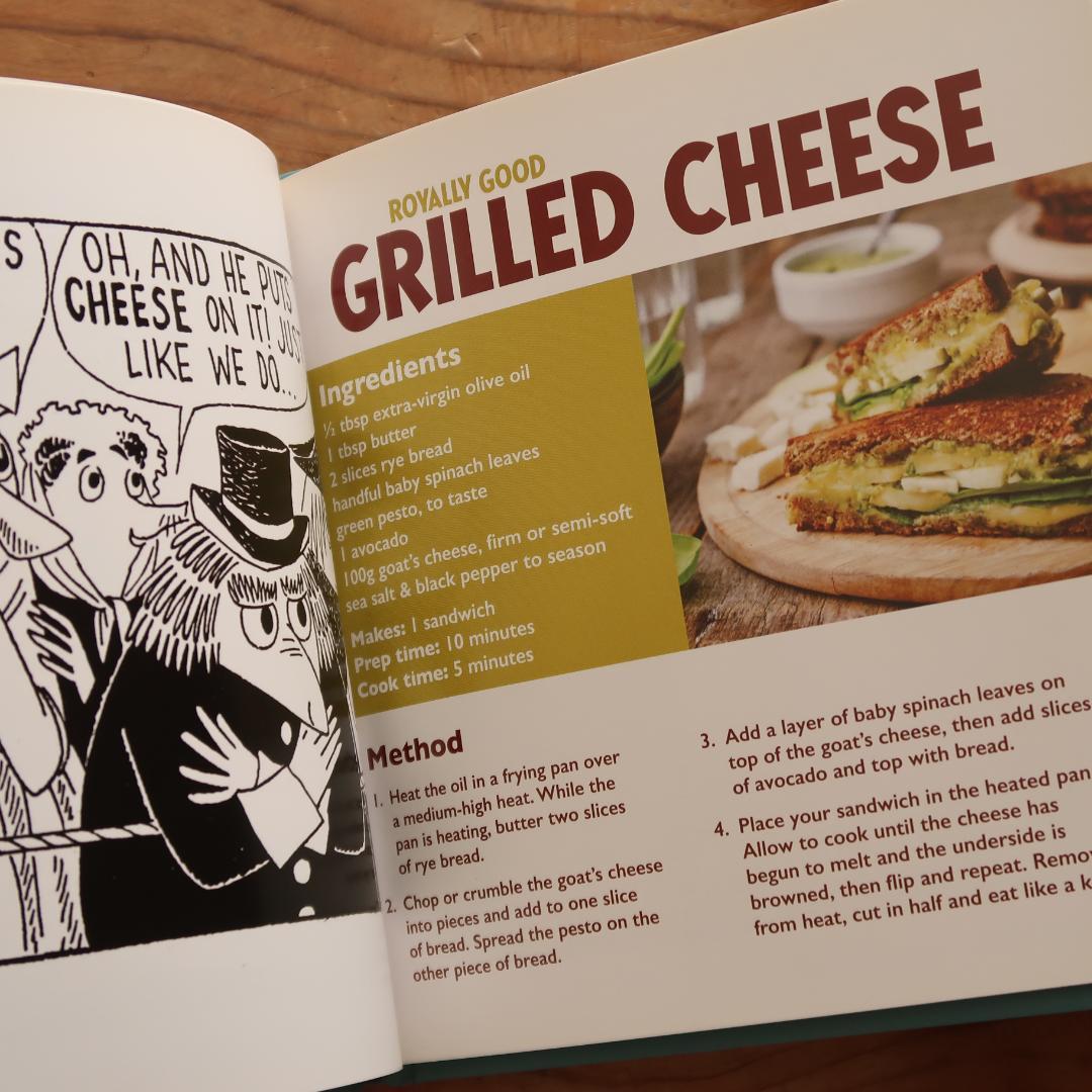セール！　洋書　Moomin Comfort Food（ムーミン、レシピ本）