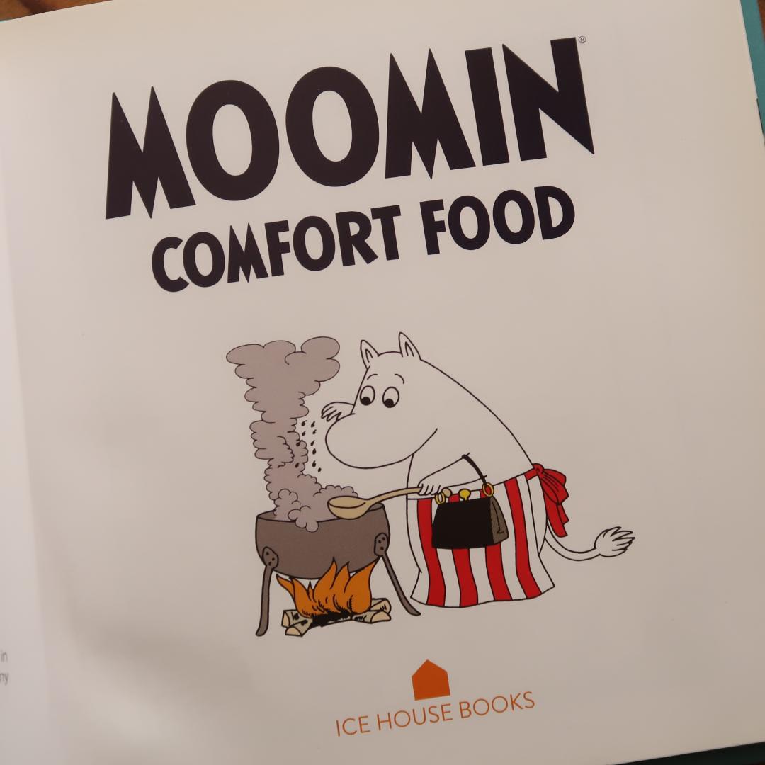セール！　洋書　Moomin Comfort Food（ムーミン、レシピ本）