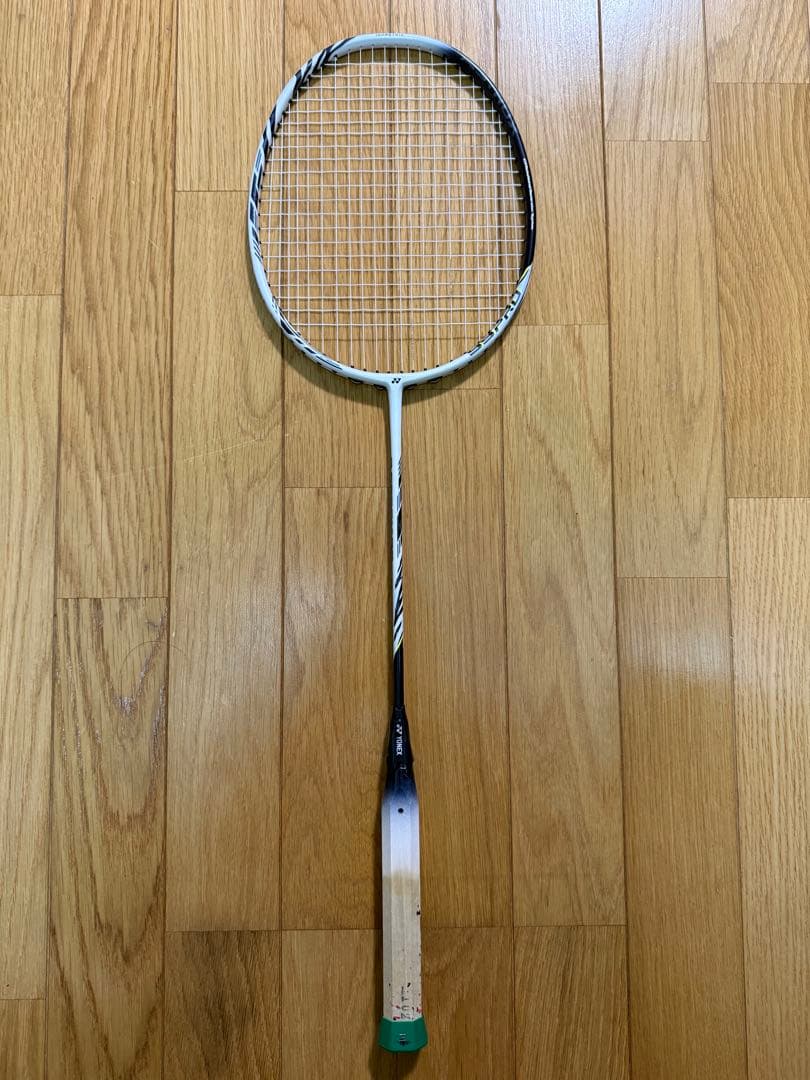 Yonex アストロクス99PRO 4UG5