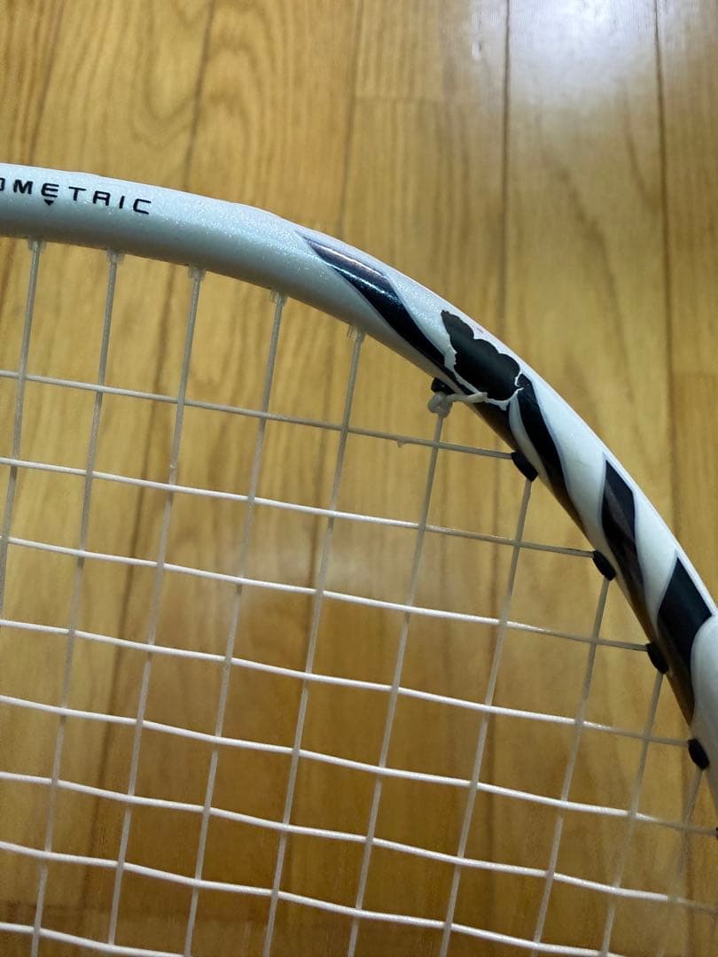 Yonex アストロクス99PRO 4UG5