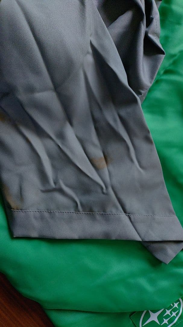 【極美品】スバル　リアゲートテント