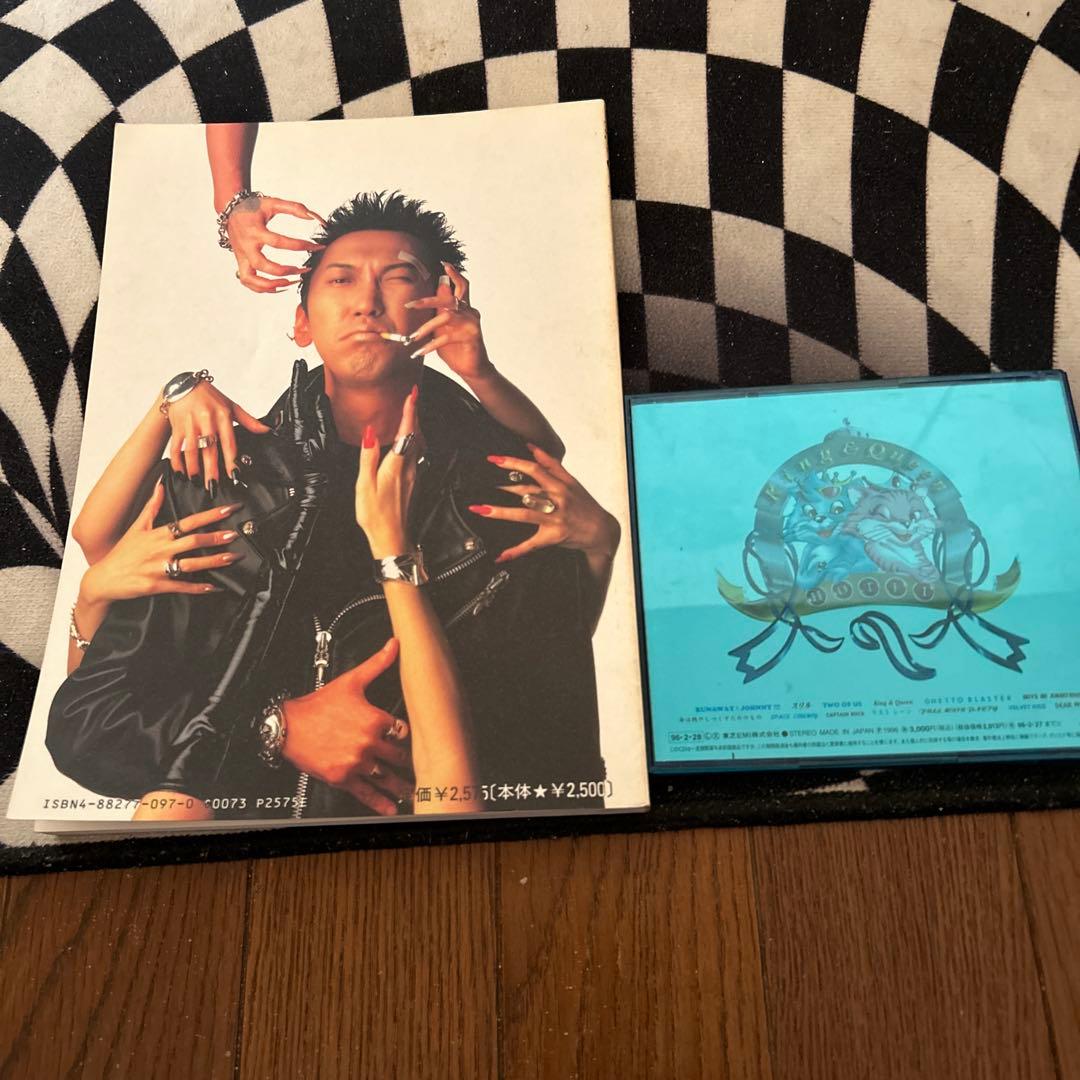 TOMOYASU HOTEI King & Queen バンドスコア CD付き！