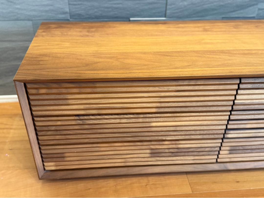 ☆カリモク家具　☆1794mm幅テレビボード　☆ウォールナット　☆美品です