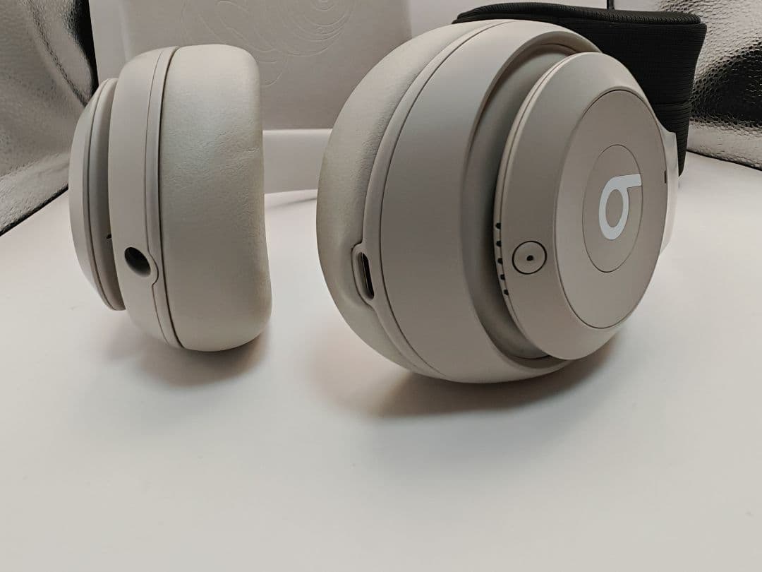 Beats Studio Pro MQTR3PA/A サンドストーン