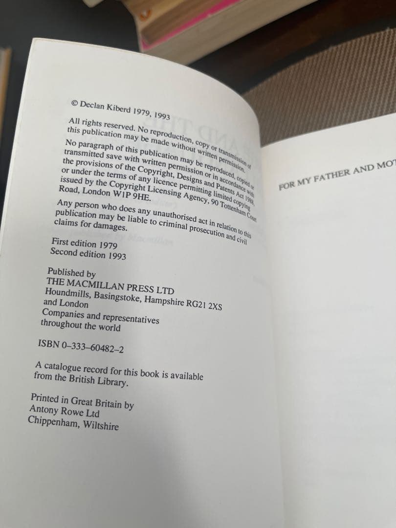 洋書 Synge and the Irish Language