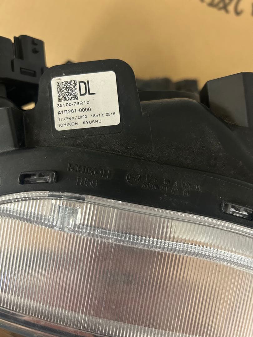 スペーシア、ヘッドライト、LED、右