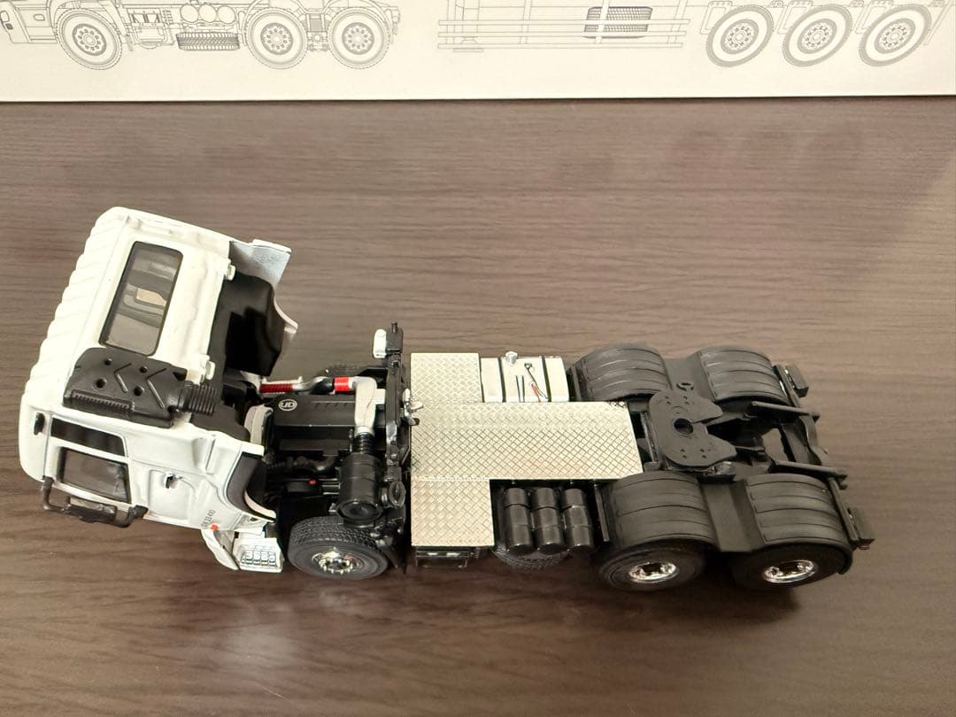ミニカー 1/50 UD Quon GW 33 410