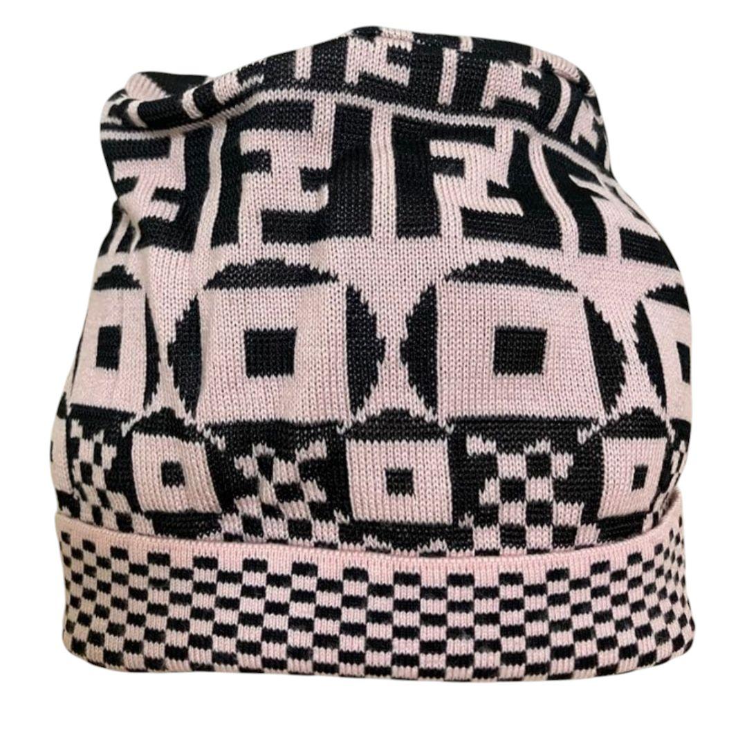 【未使用級】FENDI フェンディ ニット帽 ピンク×黒