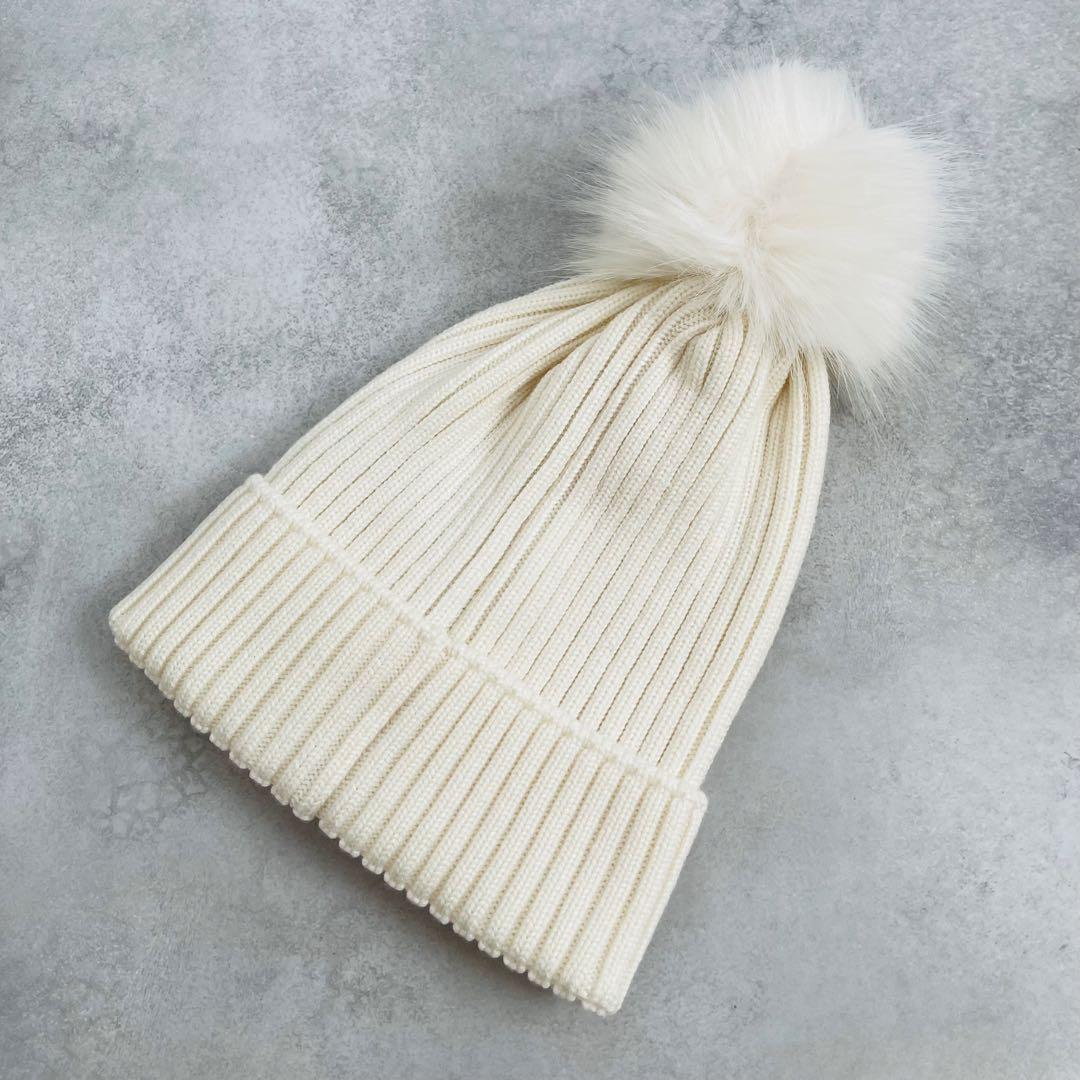 【新品未使用】Moncler ニット帽 ホワイト