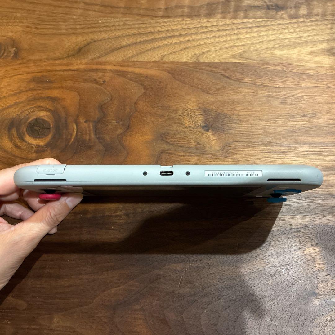 Nintendo Switch Lite グレー/青/赤　ポケモンデザイン