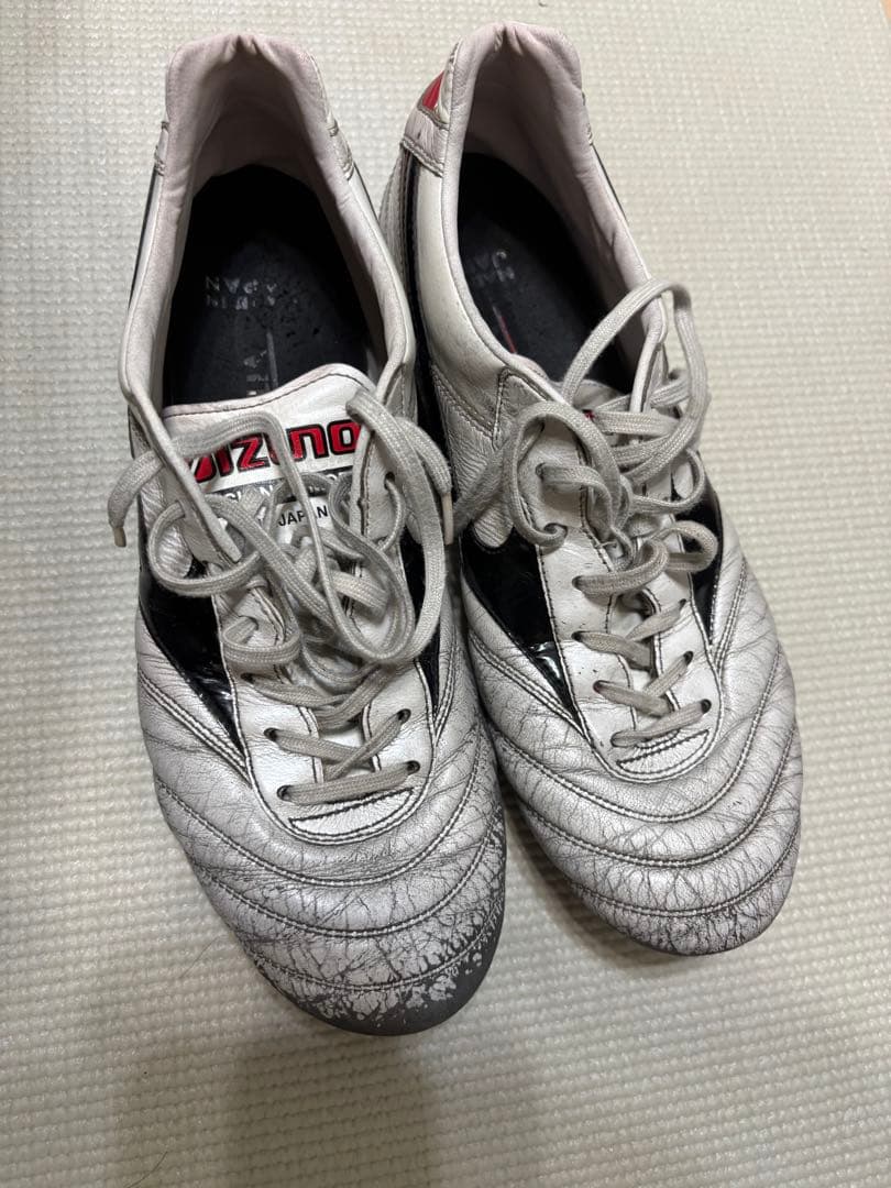 Mizuno Morelia サッカーシューズ ホワイト/ブラック正規箱付き