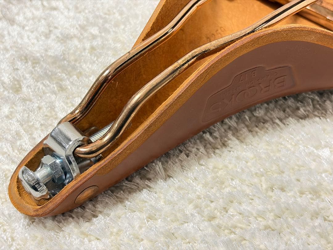 Brooks B17 Special ハニー
