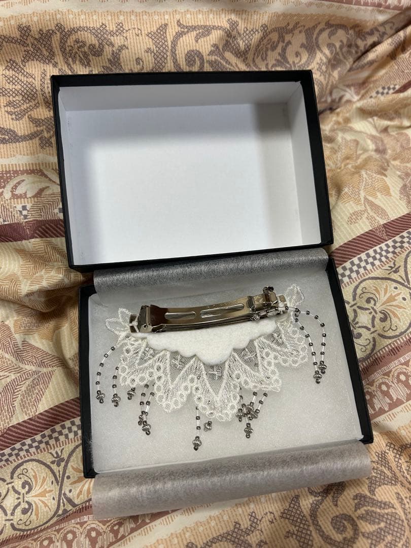 し*り様 tanakadaisuke  bijou barrette(r