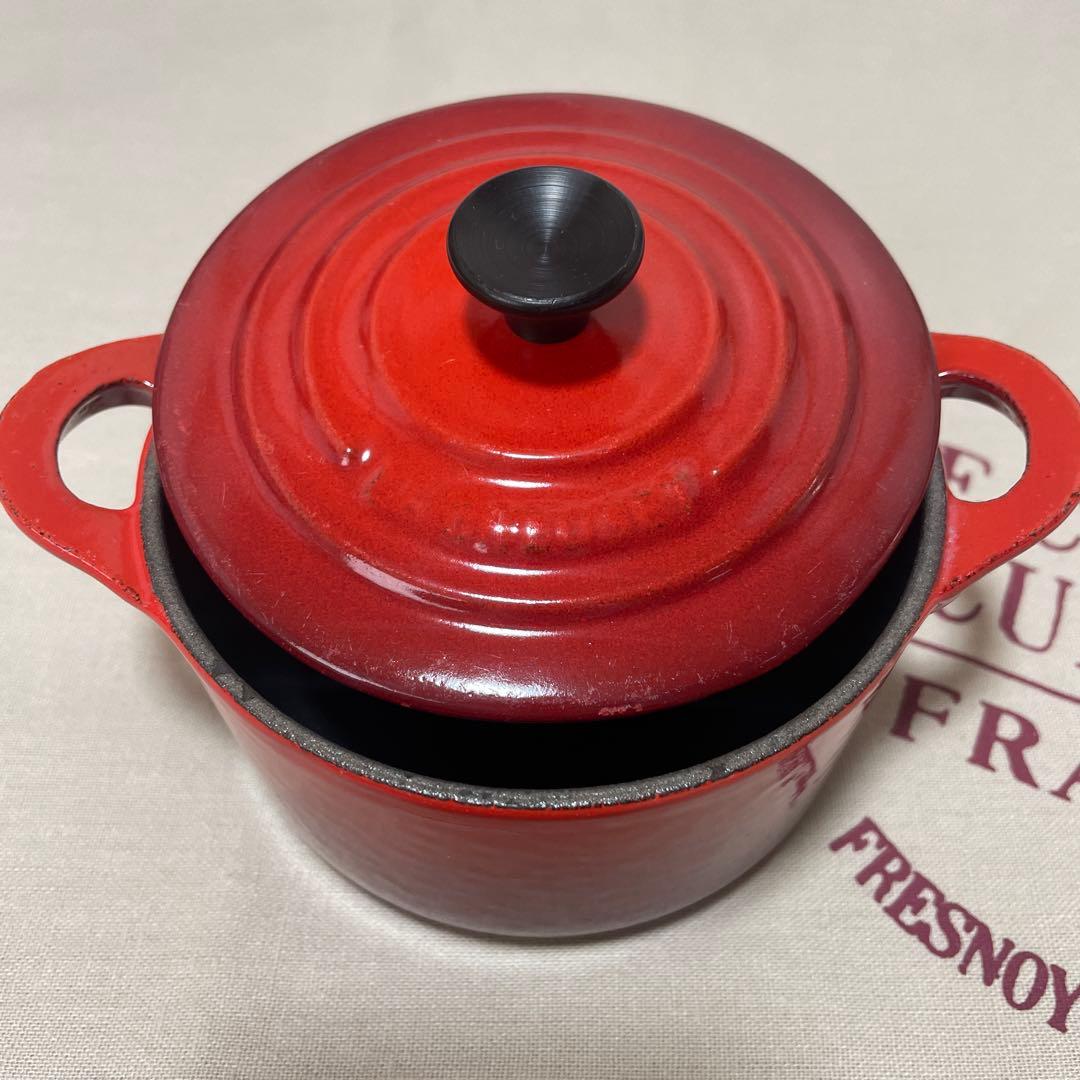《未使用》赤 LE CREUSET レア物 ルクルーゼ　 ココットロンド 鋳鉄