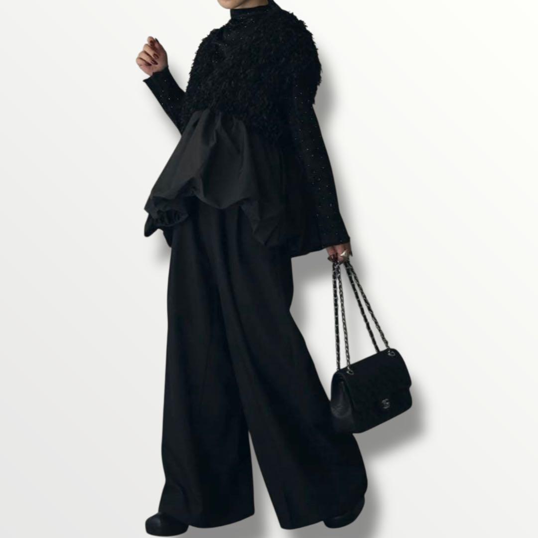 美品【ANDREA&Co.】フェザーバルーンベスト 異素材切替 ボリューム 人気