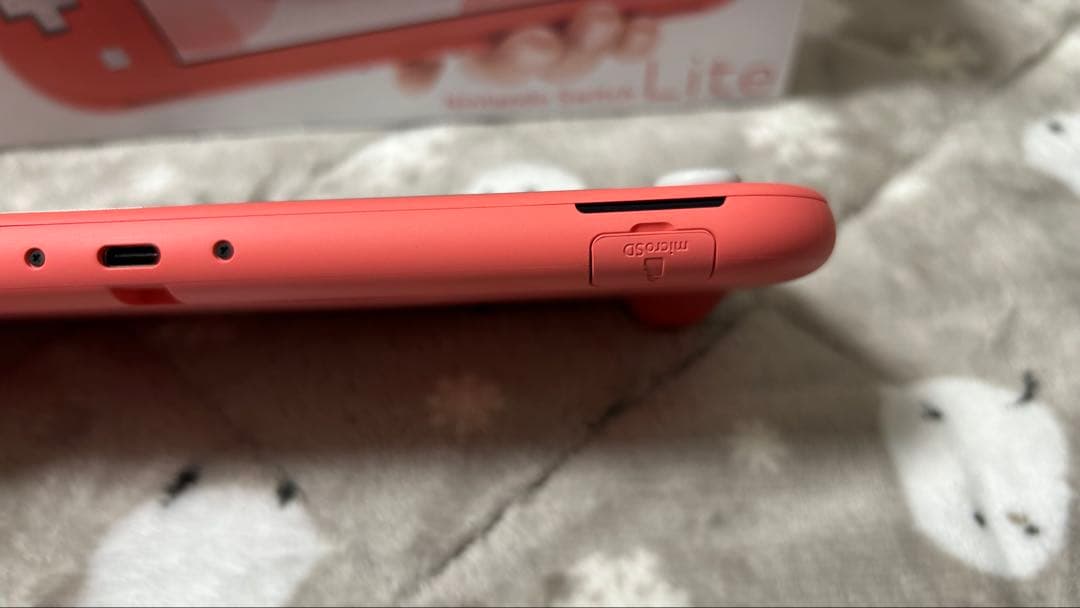 Nintendo Switch Lite コーラル 本体 箱 充電器付き