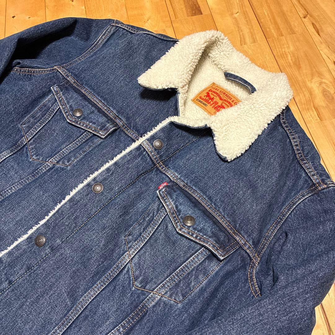 Levi's ボア襟付きデニムジャケット