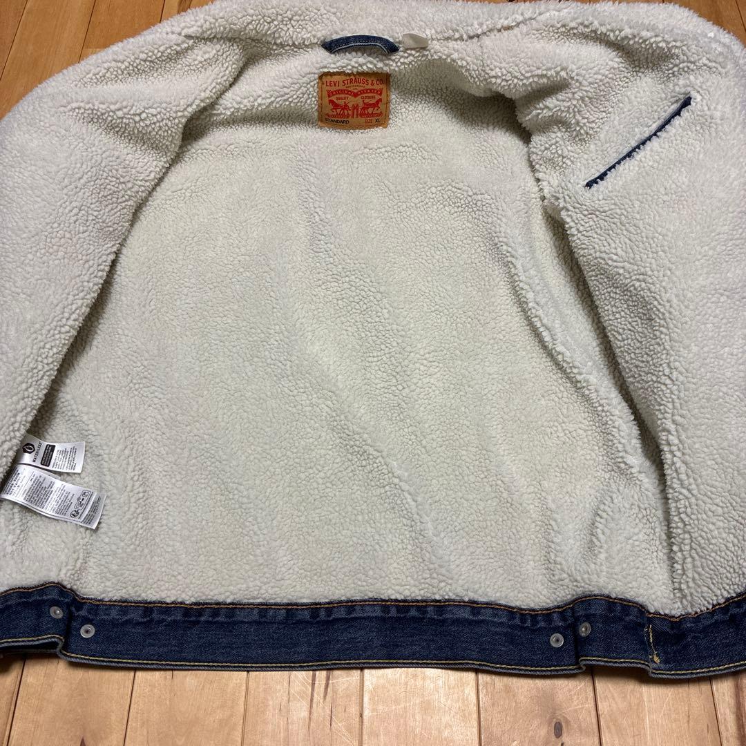 Levi's ボア襟付きデニムジャケット