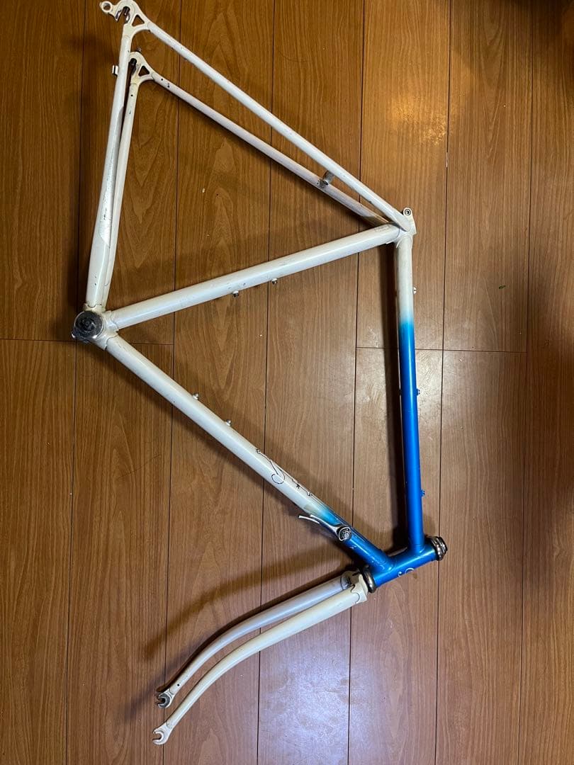自転車ロードバイクフレーム