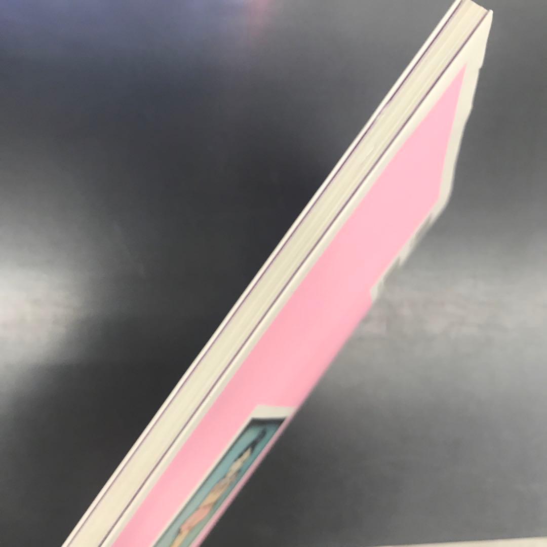 松本かつぢの世界 大人の塗り絵画集　ポストカード4枚付き