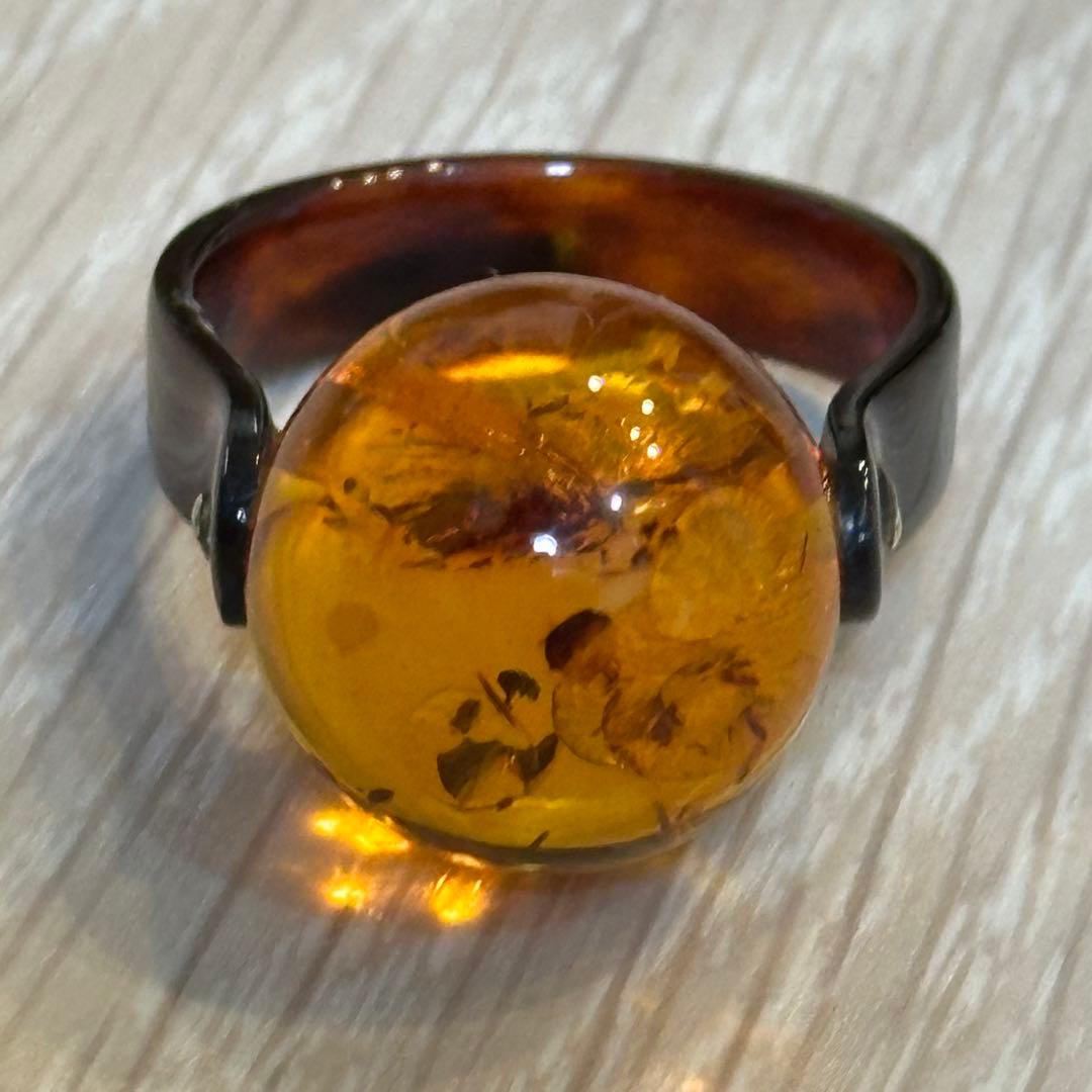 【美品】琥珀と鼈甲の指輪