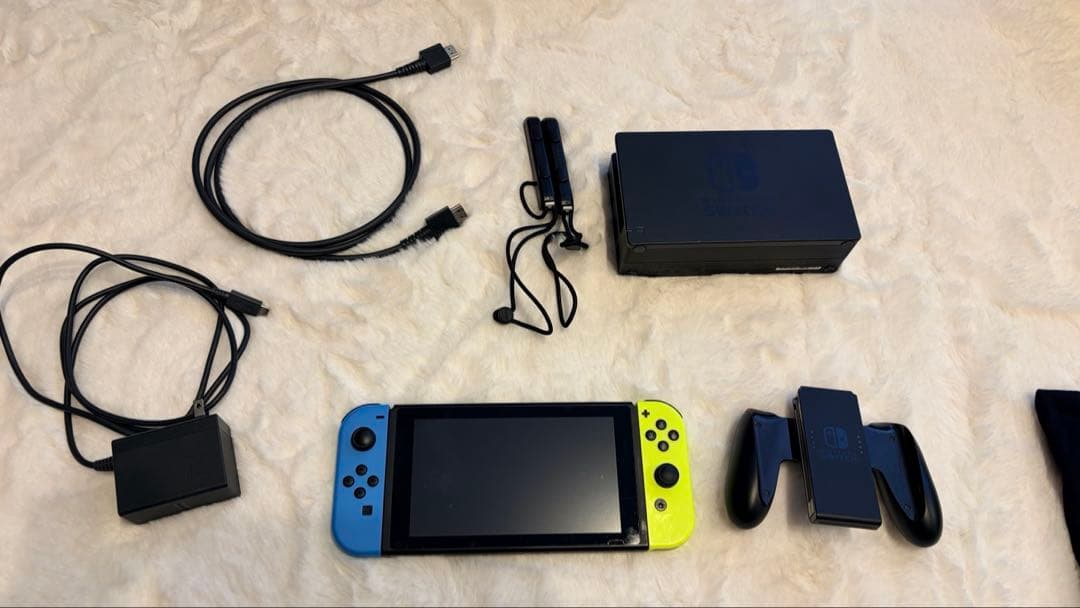 r*9様 Nintendo Switch ニンテンドースイッチ　本体 バッテリー