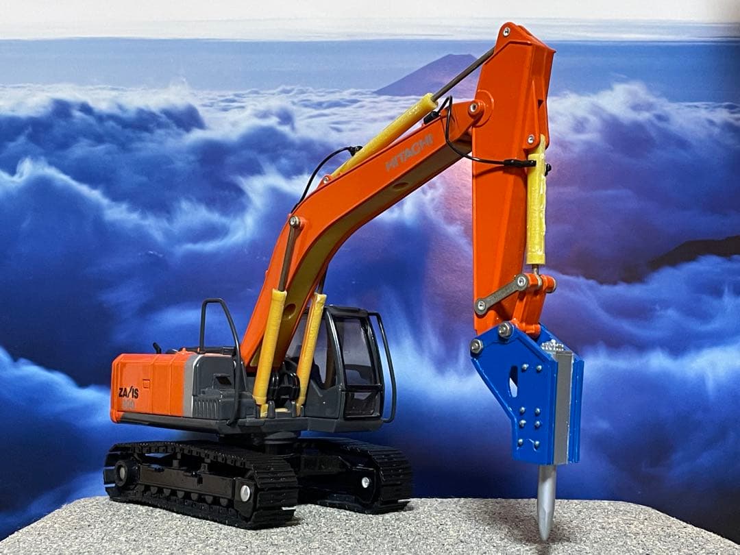 HITACHI ZAXIS 200ミニチュア ブレーカーと標準バケット付き