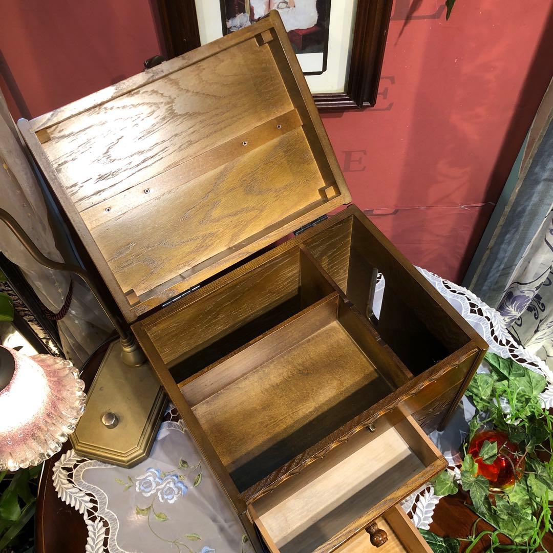 パリ雑貨屋　アンティーク小物入れ　メイクボックス