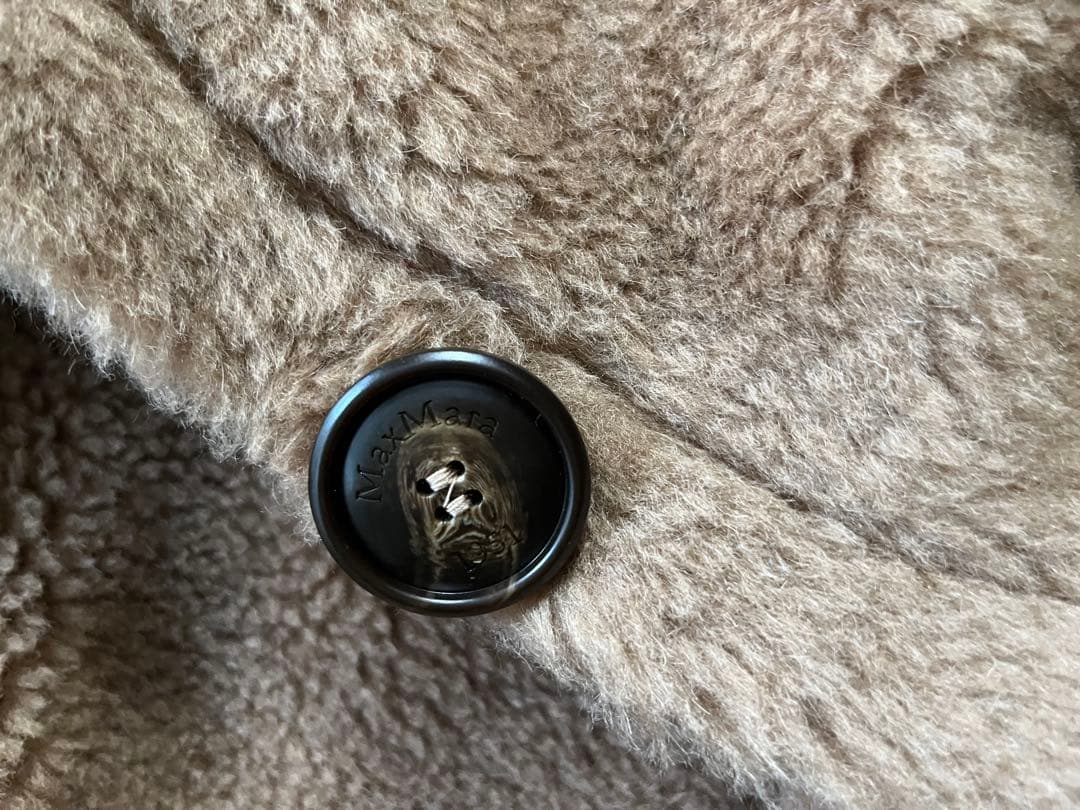 MaxMara♡未使用テディキャメルケープ