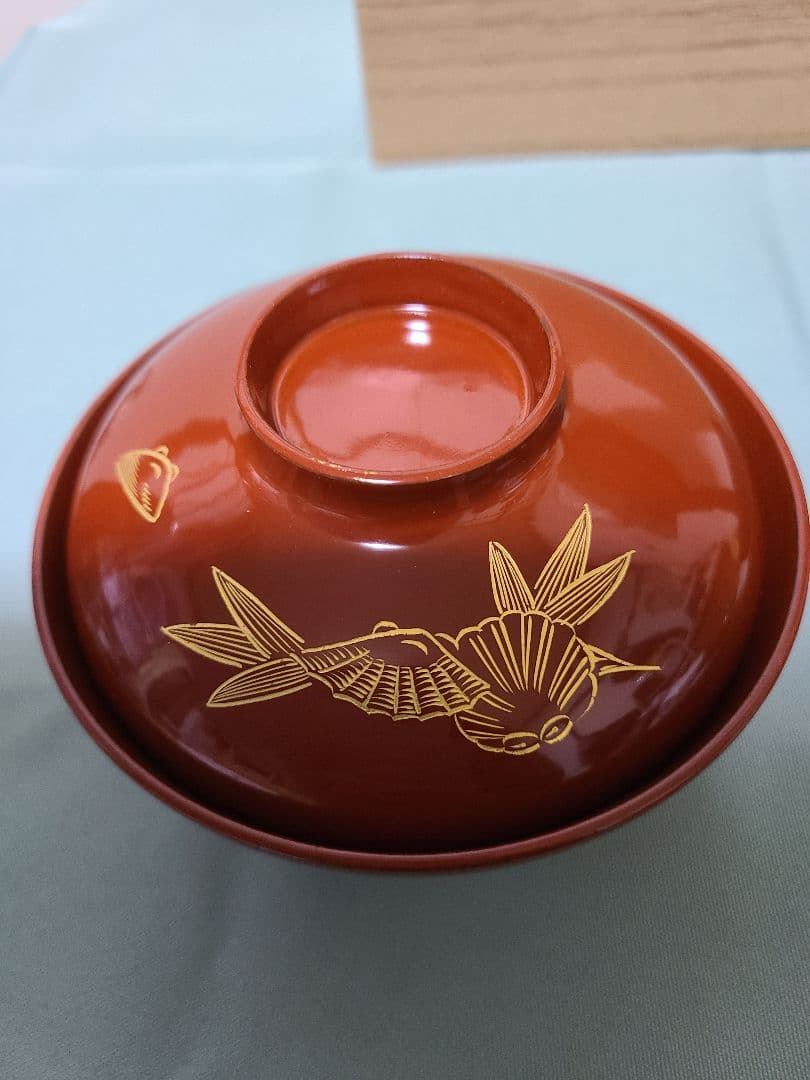 秋田　川連漆器　蓋つき煮物椀 赤黒2個セット