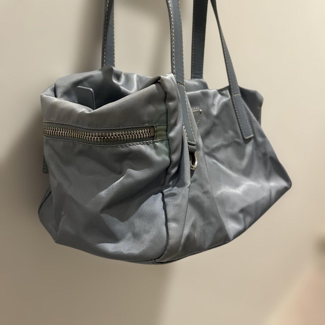 訳あり☆PRADAグレー ボストンバッグ 外側ジッパーポケット付き