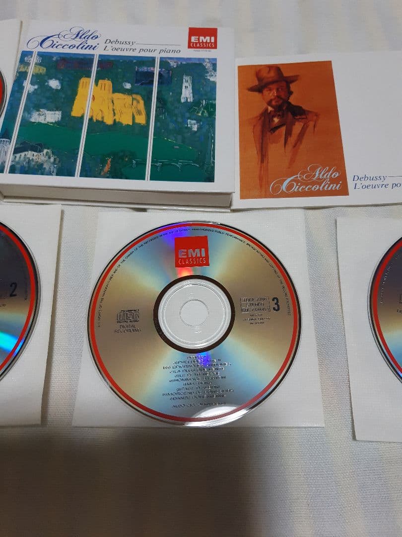 ドビュッシーピアノ作品全集　アルド ・ チッコリーニ　CD５枚組