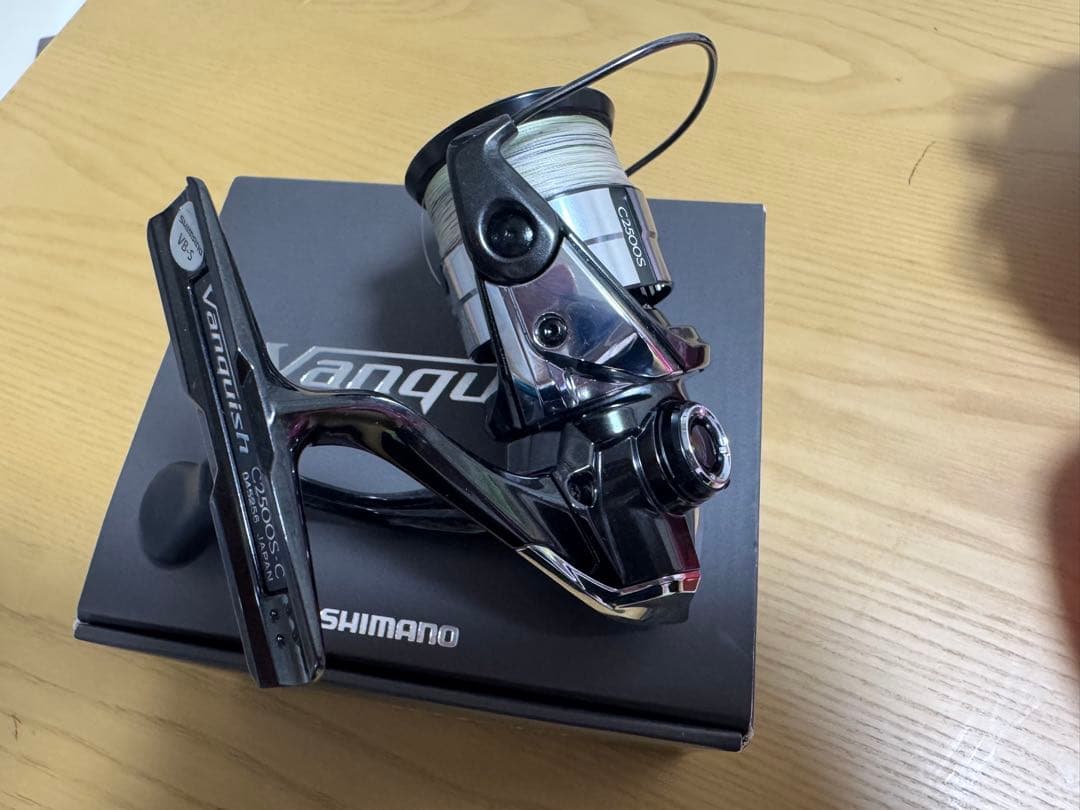 SHIMANO Vanquish C2500S スピニングリール